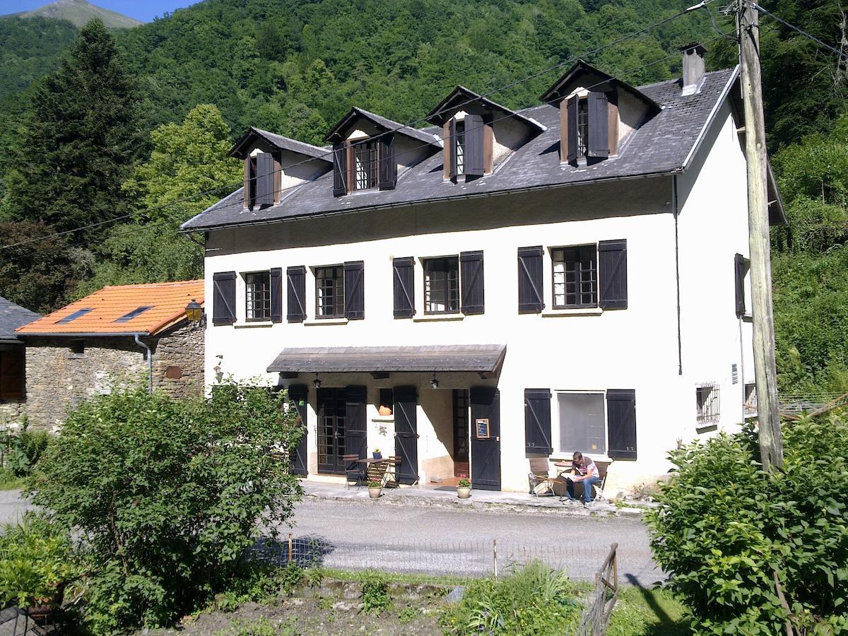 Auberge Les Myrtilles Couflens Exterior photo
